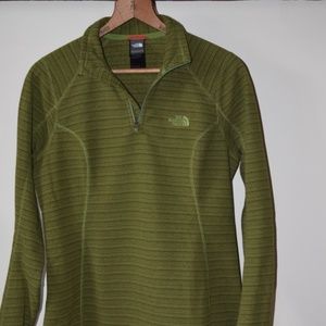 The North Face 1/4 zip pull over.